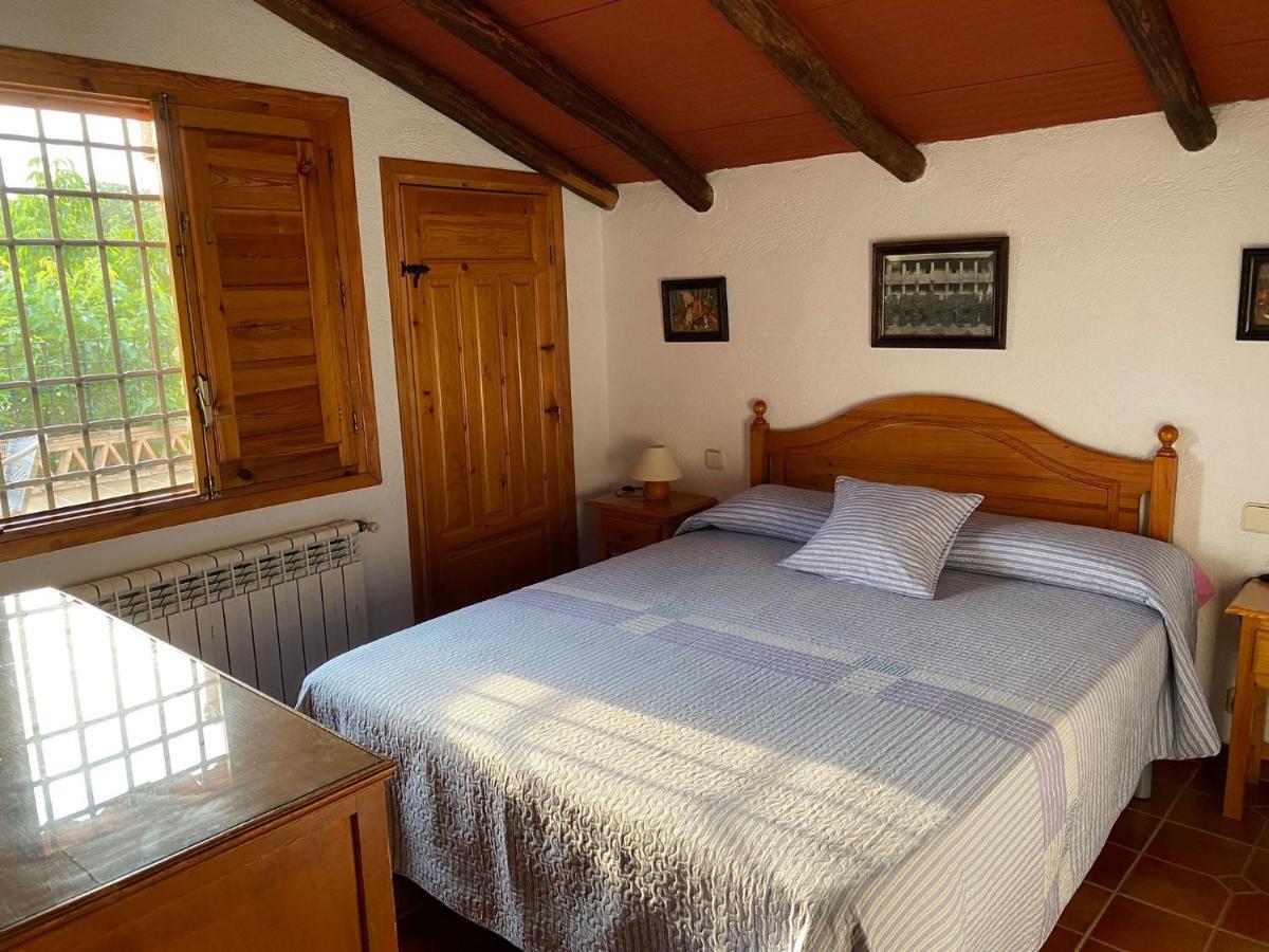 Hostal La Toba Burunchel Exterior foto